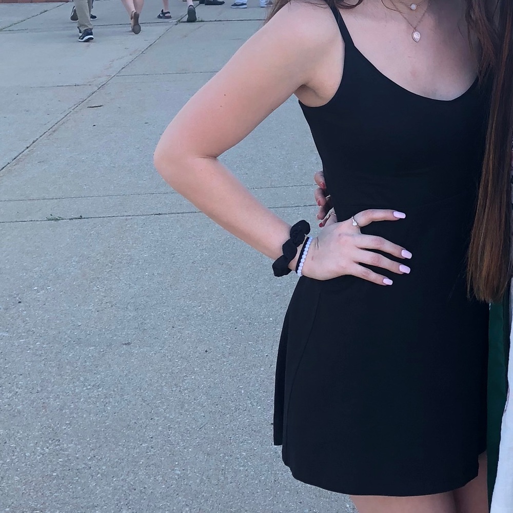 black h&m dress